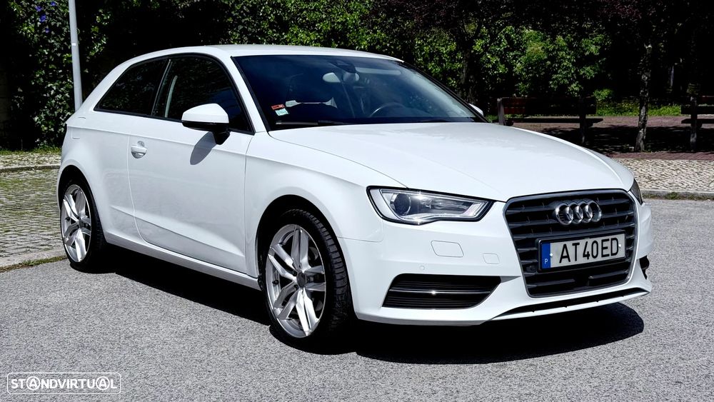 Audi A3 1.6 TDI (clean diesel) S tronic Attraction - 2