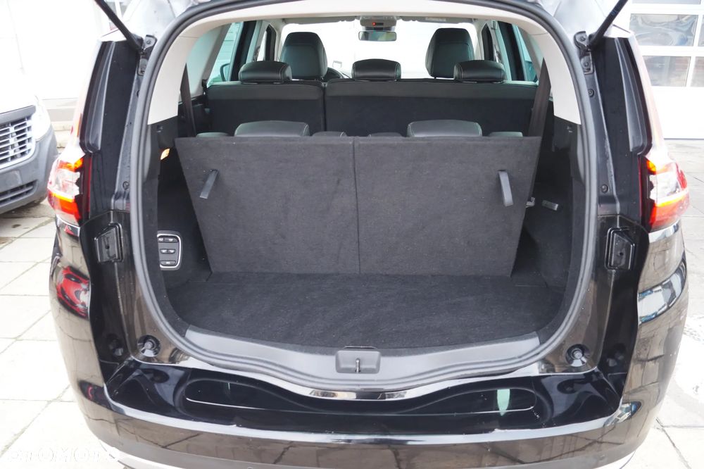 Renault Grand Scenic - 27