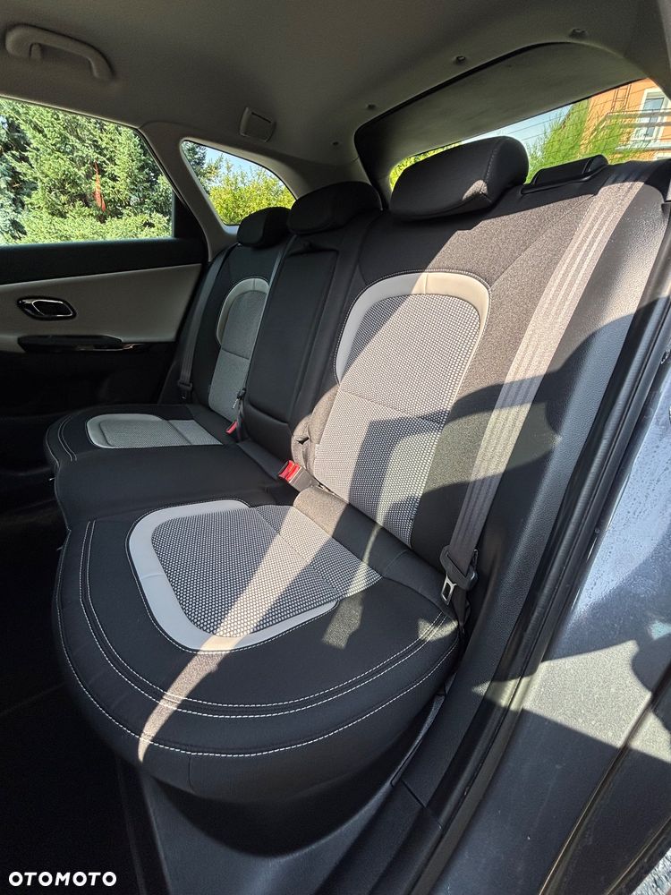 Kia Ceed 1.6 GDI DCT Platinum Edition - 23