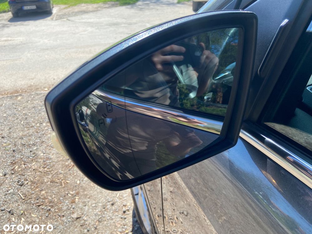 Ford Kuga 2.0 TDCi FWD Titanium - 13