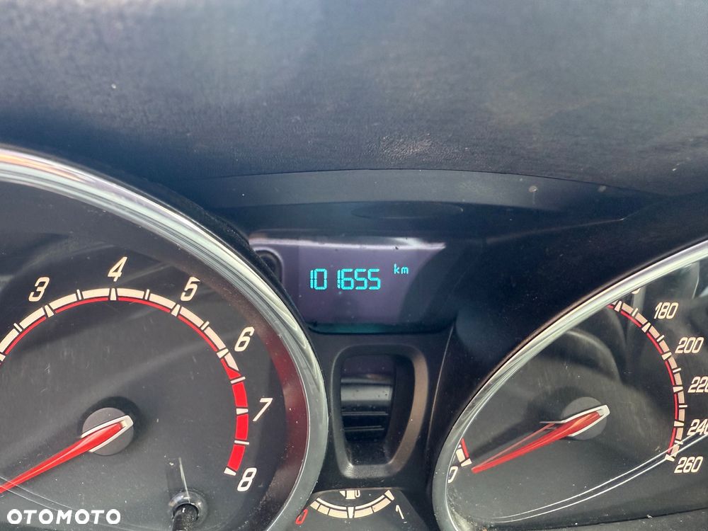 Ford Fiesta 1.6 EcoBoost ST - 11