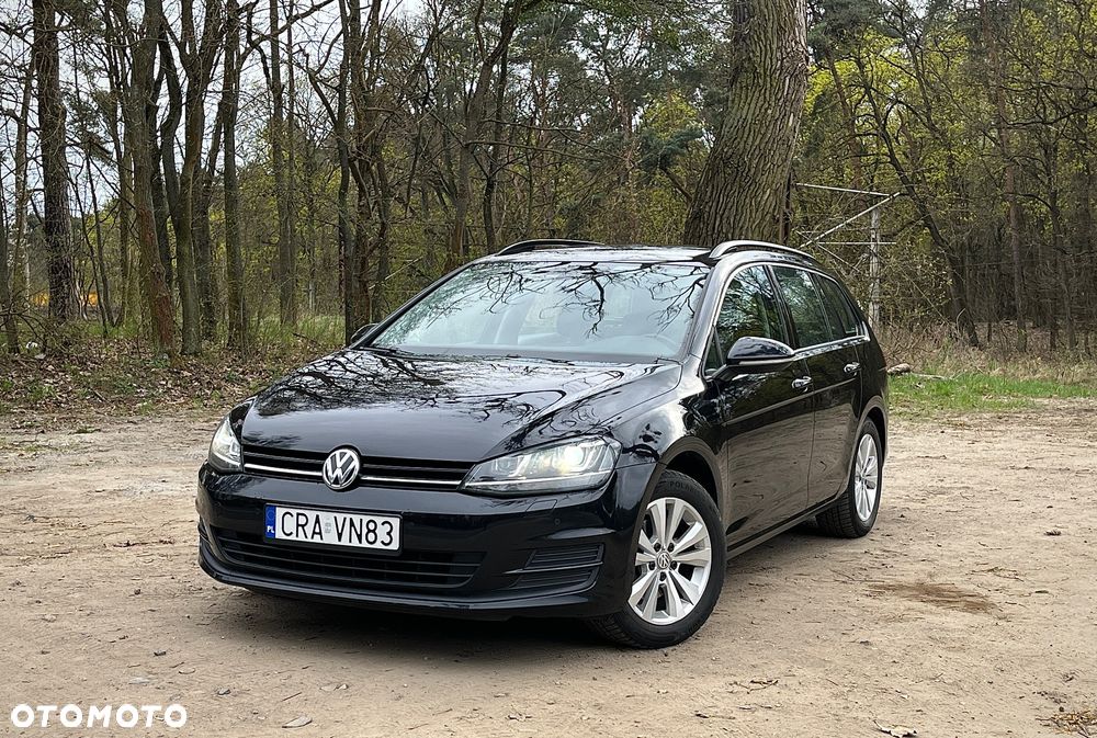 Volkswagen Golf 1.2 TSI BMT Comfortline - 1