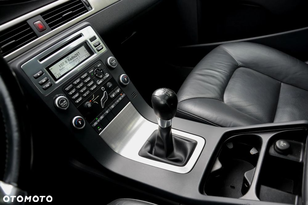 Volvo V70 2.0D Momentum - 35