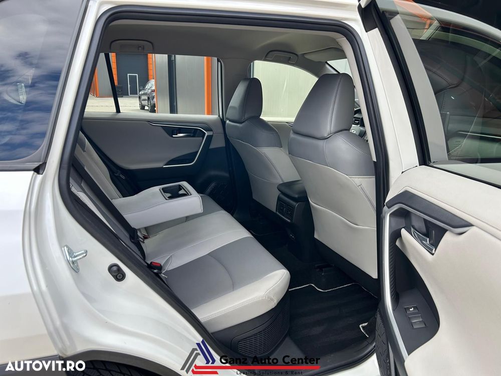 Toyota RAV4 2.5 VVT-iE 4x4 Luxury Plus - 16