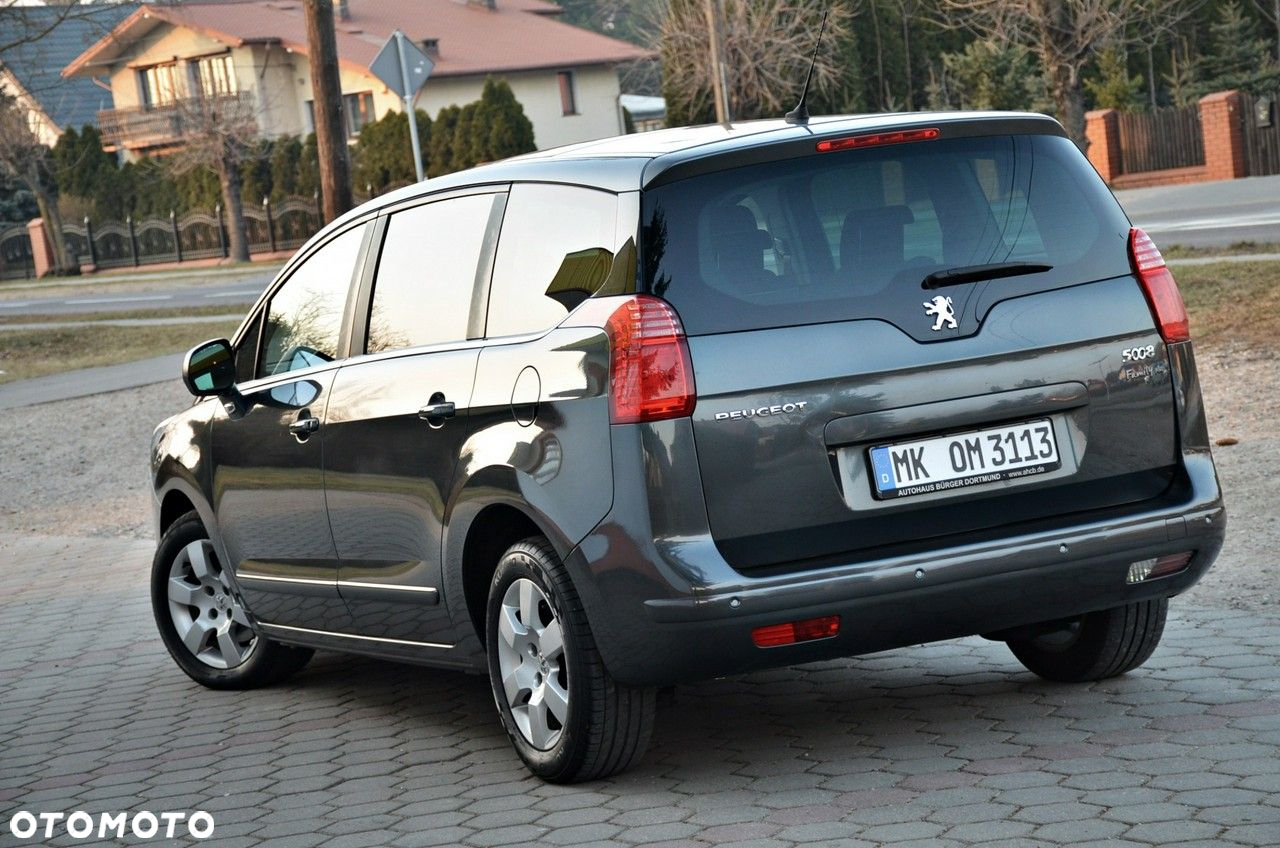 Peugeot 5008 - 11