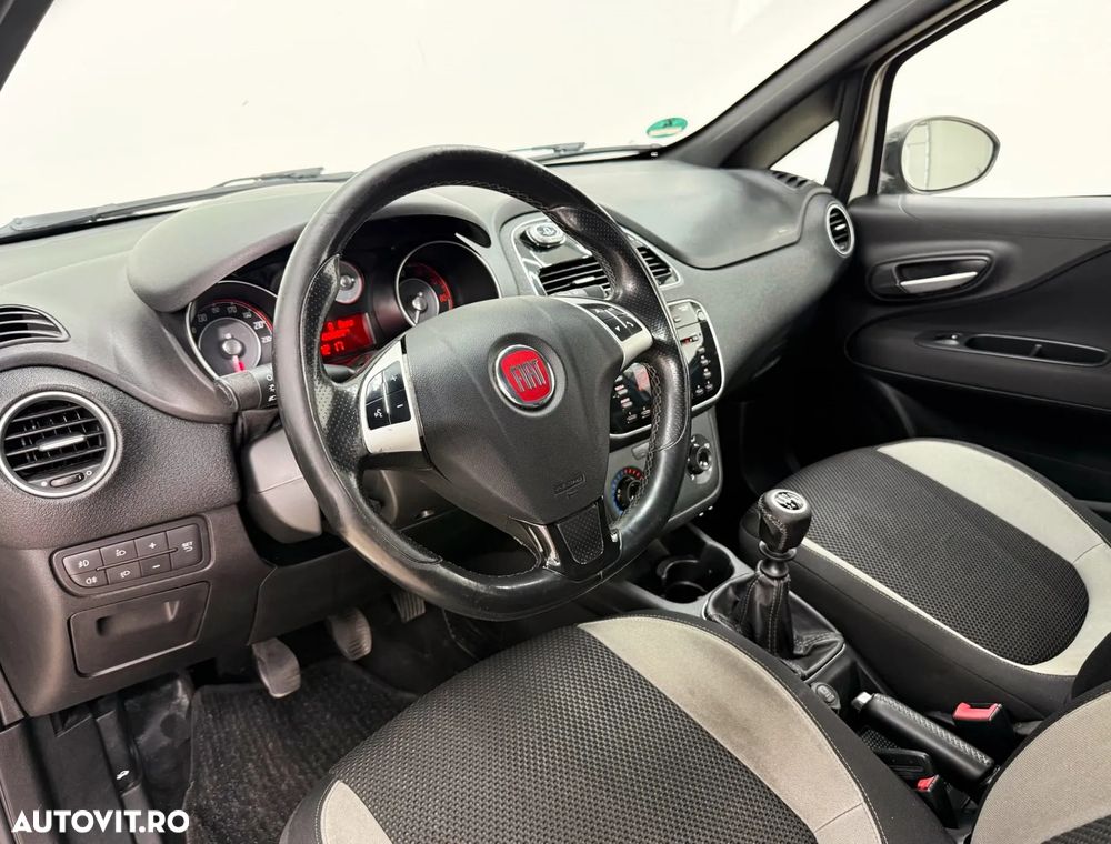 Fiat Punto 1.2 8V Street - 6