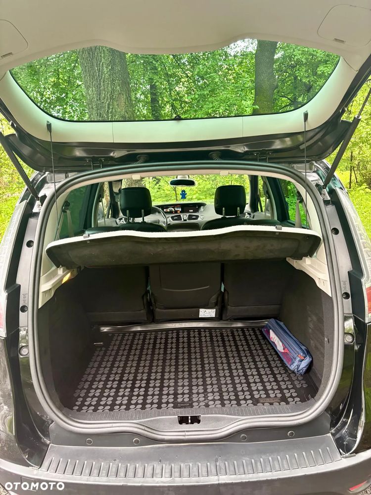 Renault Scenic - 20
