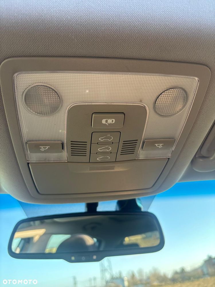 Kia Sportage 1.7 CRDI 2WD ISG Dream-Team Edition - 29