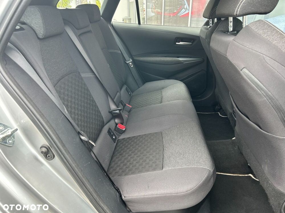 Toyota Corolla 1.8 Hybrid Comfort - 23