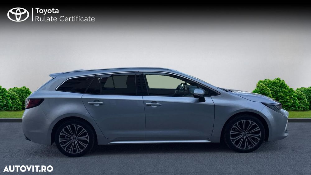 Toyota Corolla 2.0 HSD TS Exclusive - 14