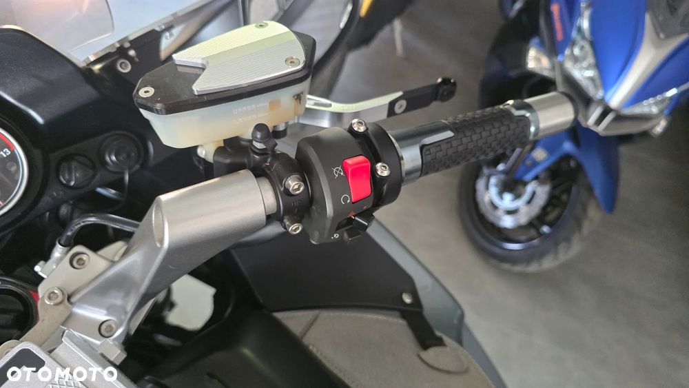 Kawasaki GTR - 14