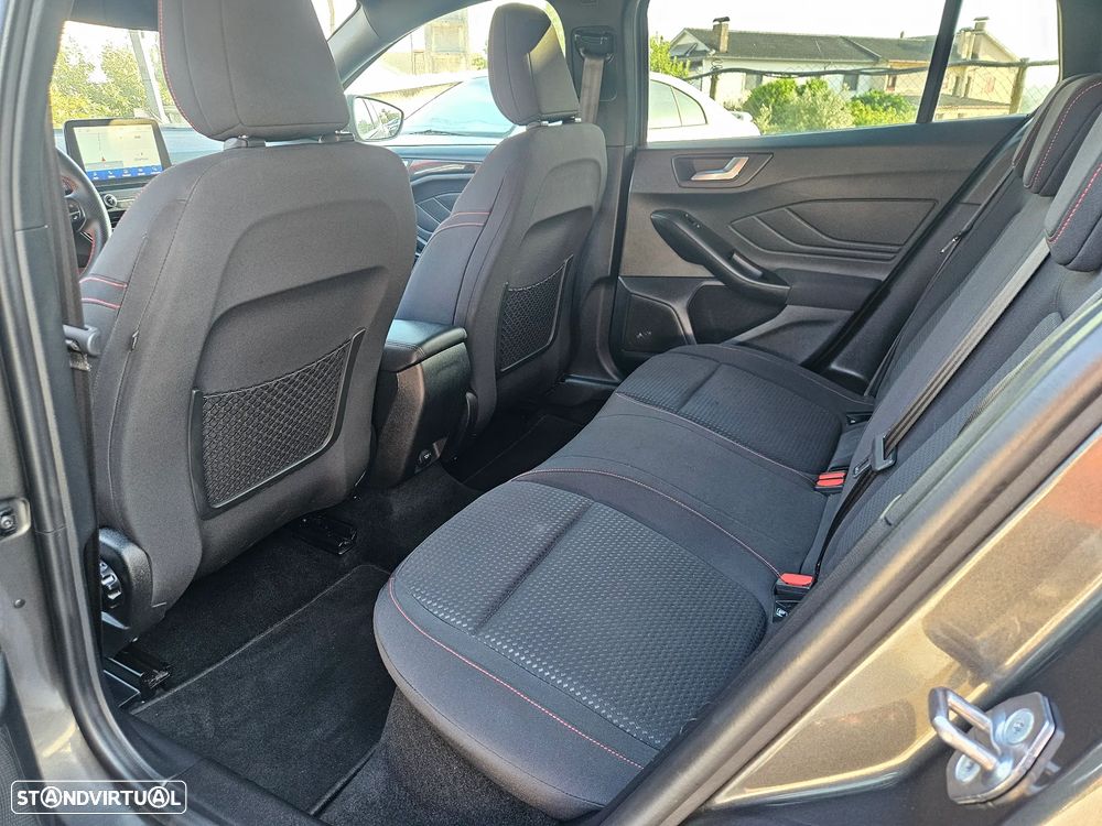 Ford Focus SW 1.0 EcoBoost ST-Line - 14