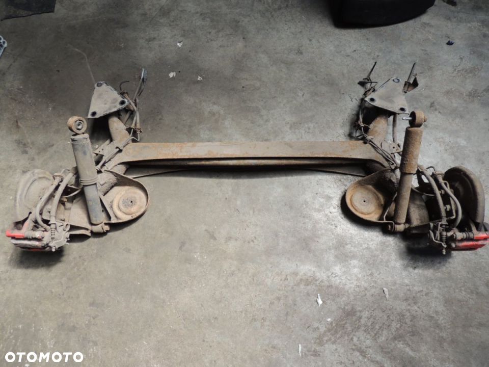 Belka zawieszenia tył FIAT 500 Abarth '10 1.4T - 1