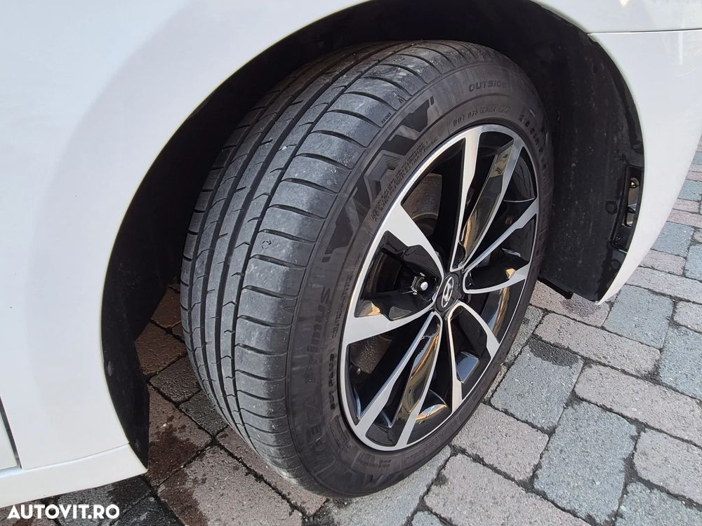 Hyundai i40 Kombi 1.7 CRDi Style - 16