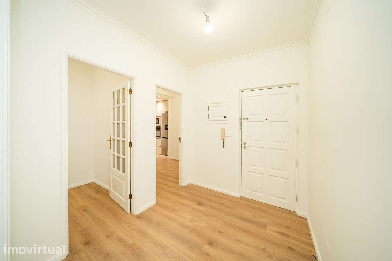 Apartamento T2 remodelado c/ garagem, a 2 minutos da UM, Gualtar Braga - Grande imagem: 5/34