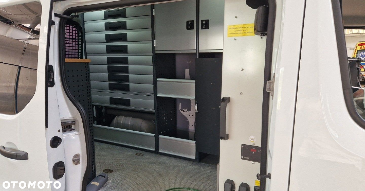 Renault Trafic - 31