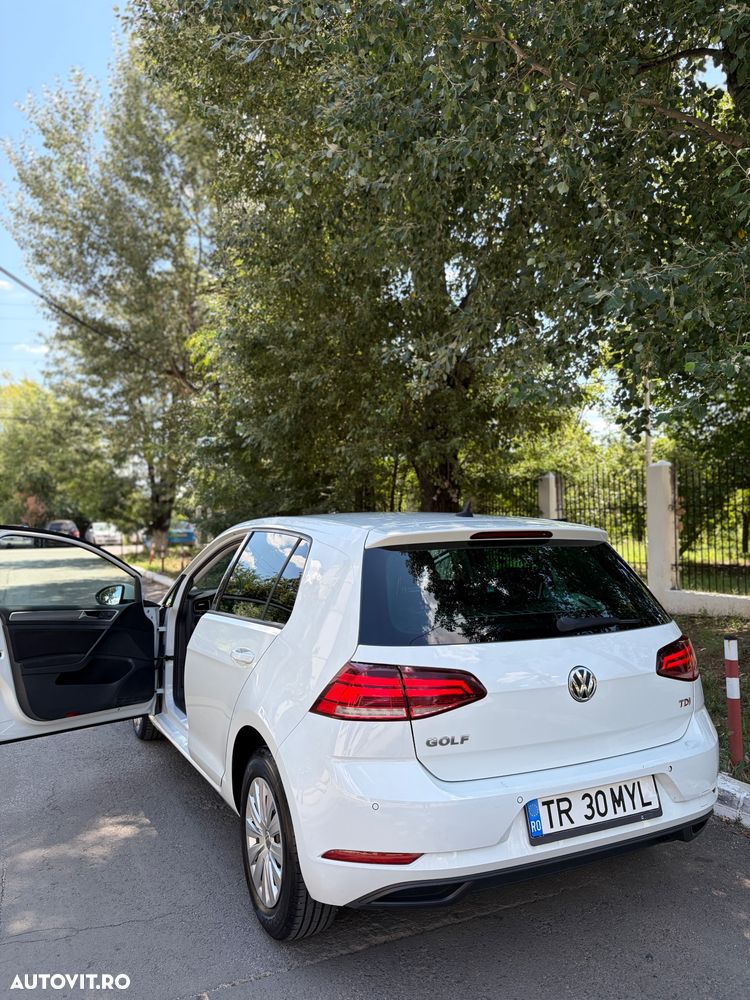 Volkswagen Golf 1.6 TDI Trendline - 3