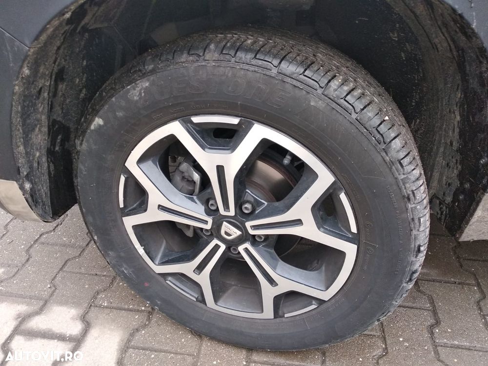 Dacia Duster 1.6 SCe Prestige jante 17" - 7