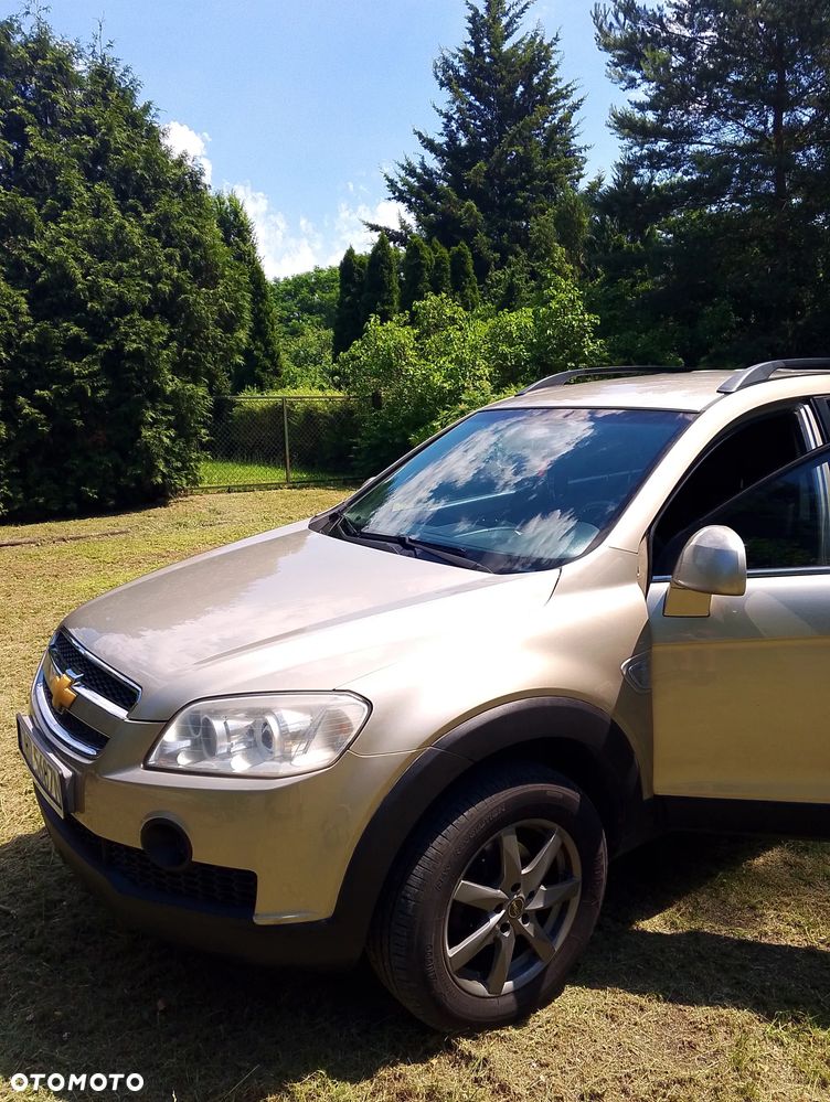 Chevrolet Captiva 2.4 LS - 3