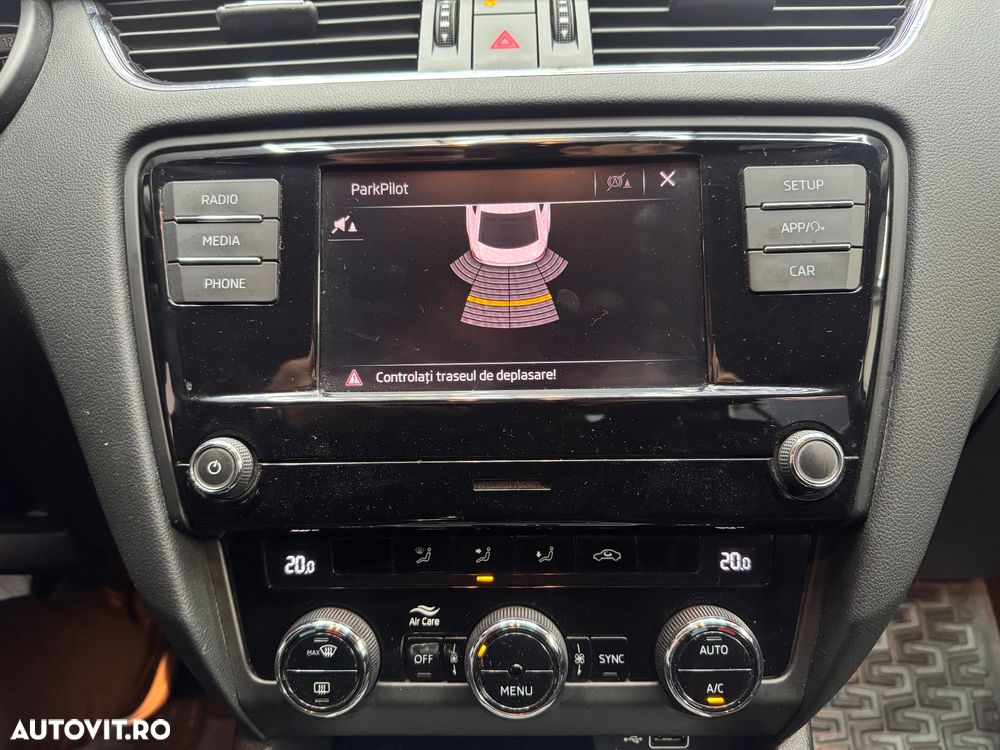 Skoda Octavia 1.6 TDI Active - 9