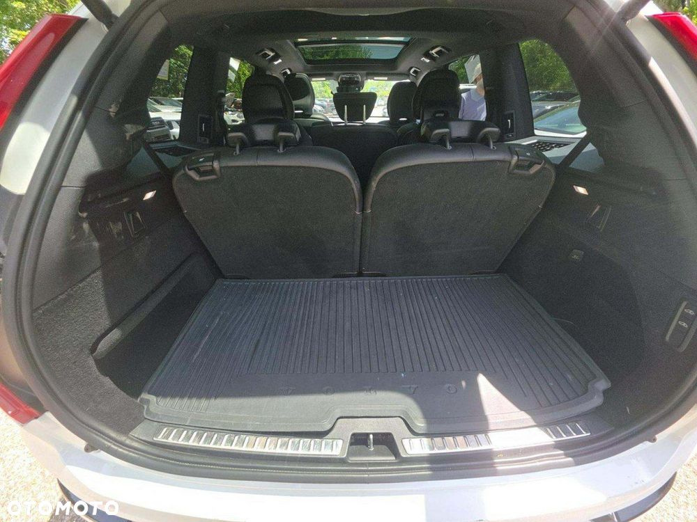 Volvo XC 90 T6 AWD R-Design - 11