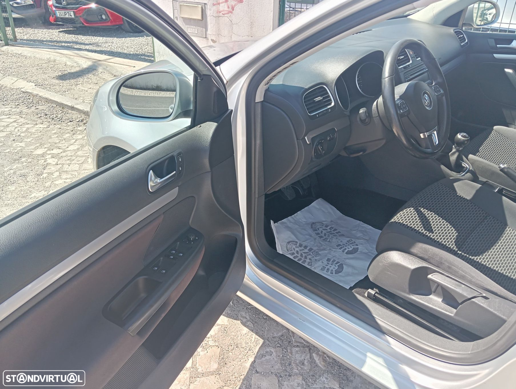 VW Golf Variant 1.6 TDi Confortline - 6