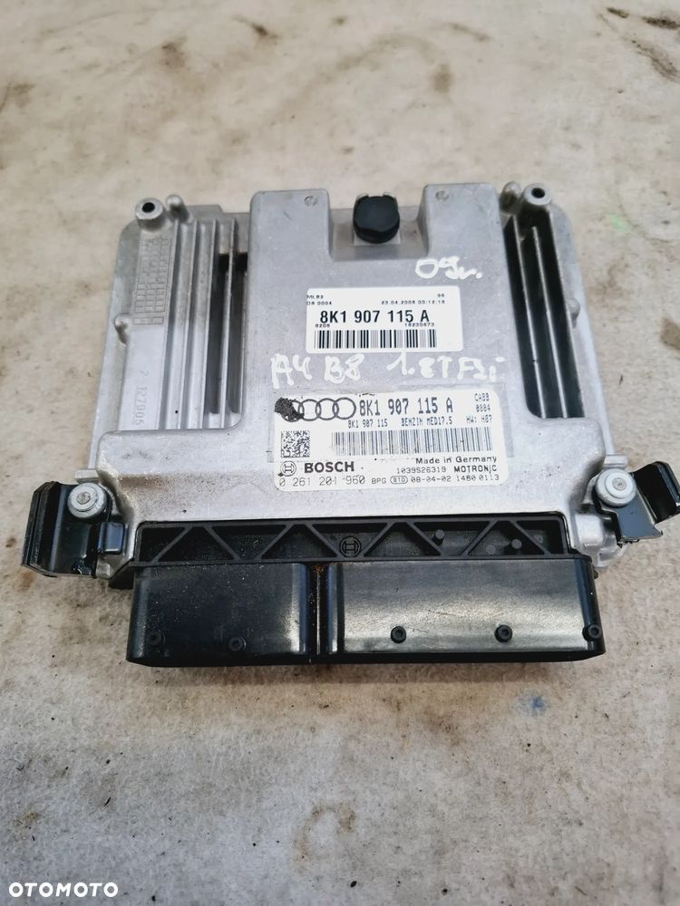 Sterownik Komputer Silnika 1.8 1.8TFSI TSI Audi A4 B8 A5 8K1907115A - 1