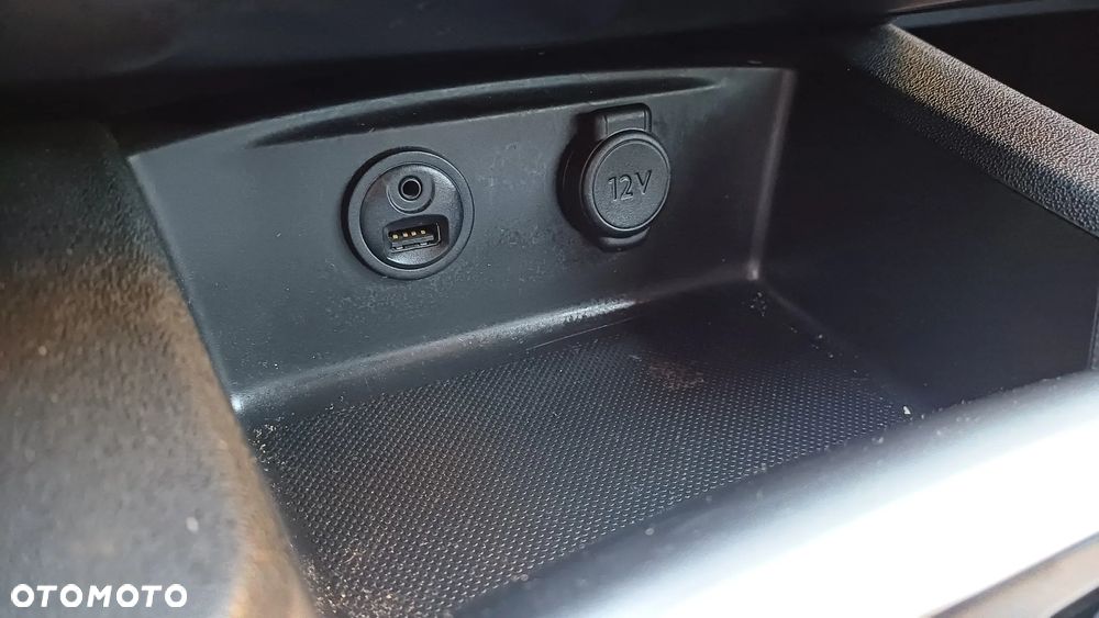 Citroën C4 PureTech 130 Stop & Start EAT6 Selection - 23