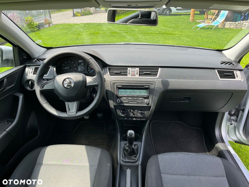 Skoda RAPID 1.2 TSI Edition - 10