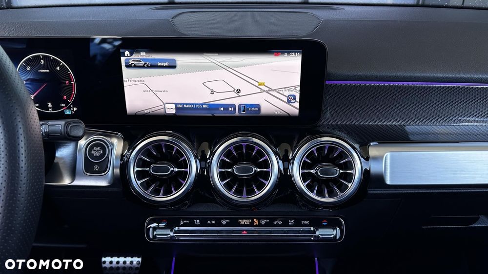 Mercedes-Benz GLB 200 d 4-Matic AMG Line 8G-DCT - 13