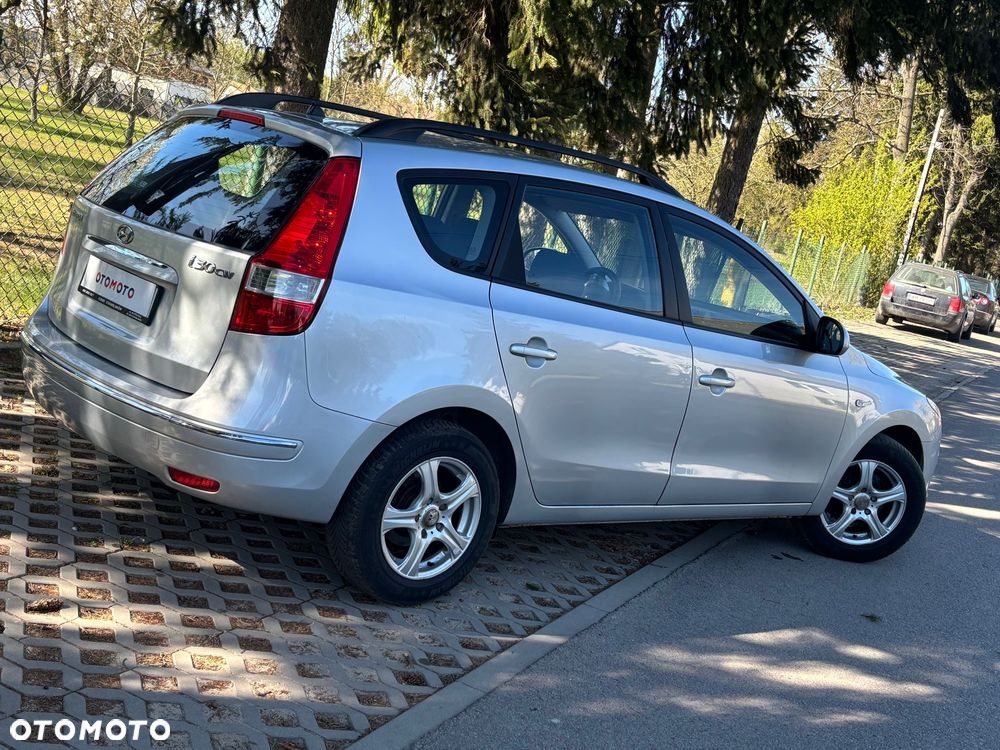 Hyundai i30 1.6 Comfort - 15