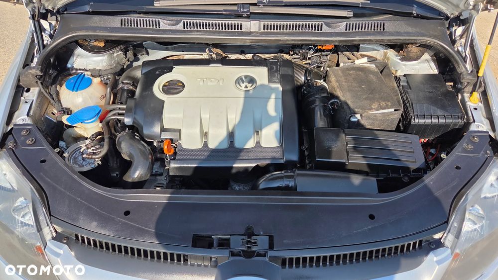 Volkswagen Golf Plus 2.0 TDI Comfortline - 32