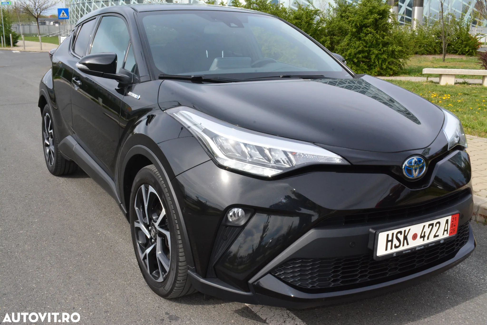 Toyota C-HR 2.0 Hybrid Team Deutschland - 1
