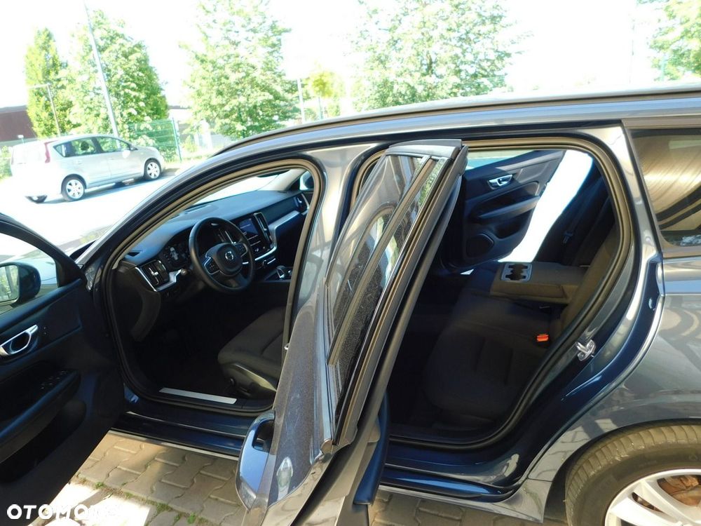 Volvo V60 B4 D Geartronic Momentum Pro - 5