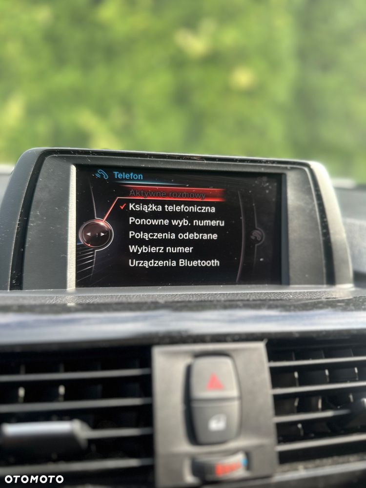 BMW Seria 3 318i - 24