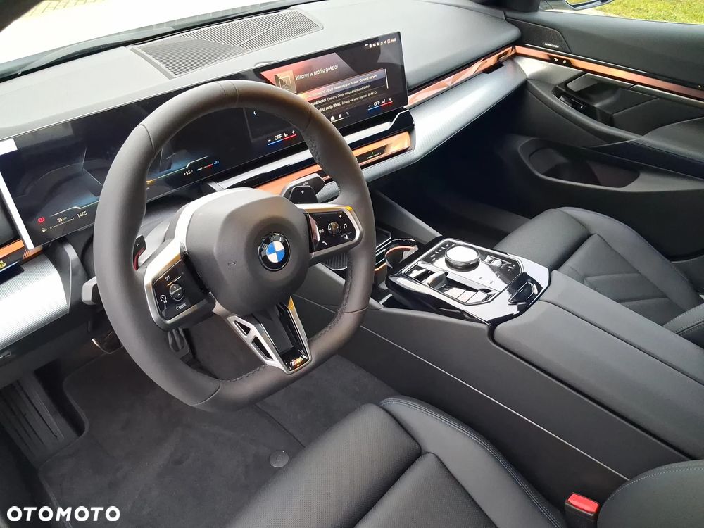 BMW Seria 5 520i mHEV M Sport - 10