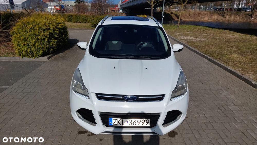 Ford Kuga 1.6 EcoBoost 2x4 Titanium - 14