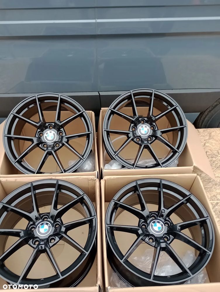 FELGI ALUMINIOWE 5x120 R18 ET33 8,5J BMW F20 F21 F23 E90 E91 E92 F93 F36 F10 F11 E64 F06 F12 F13 X1 E84 X3 F25 X4 F26 Z3 Z4 - 2