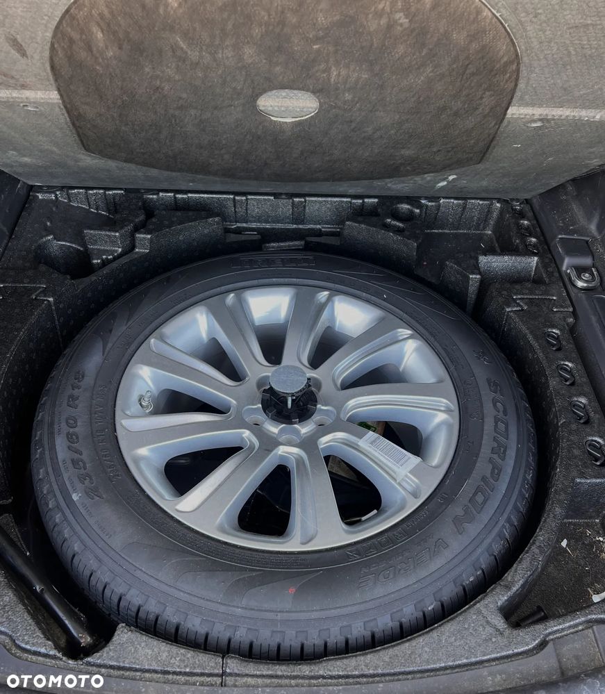 Land Rover Discovery Sport 2.0 Si4 HSE - 25