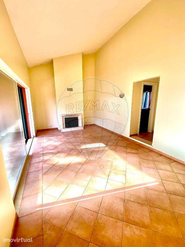 Apartamento T1 para arrendamento - Grande imagem: 2/7