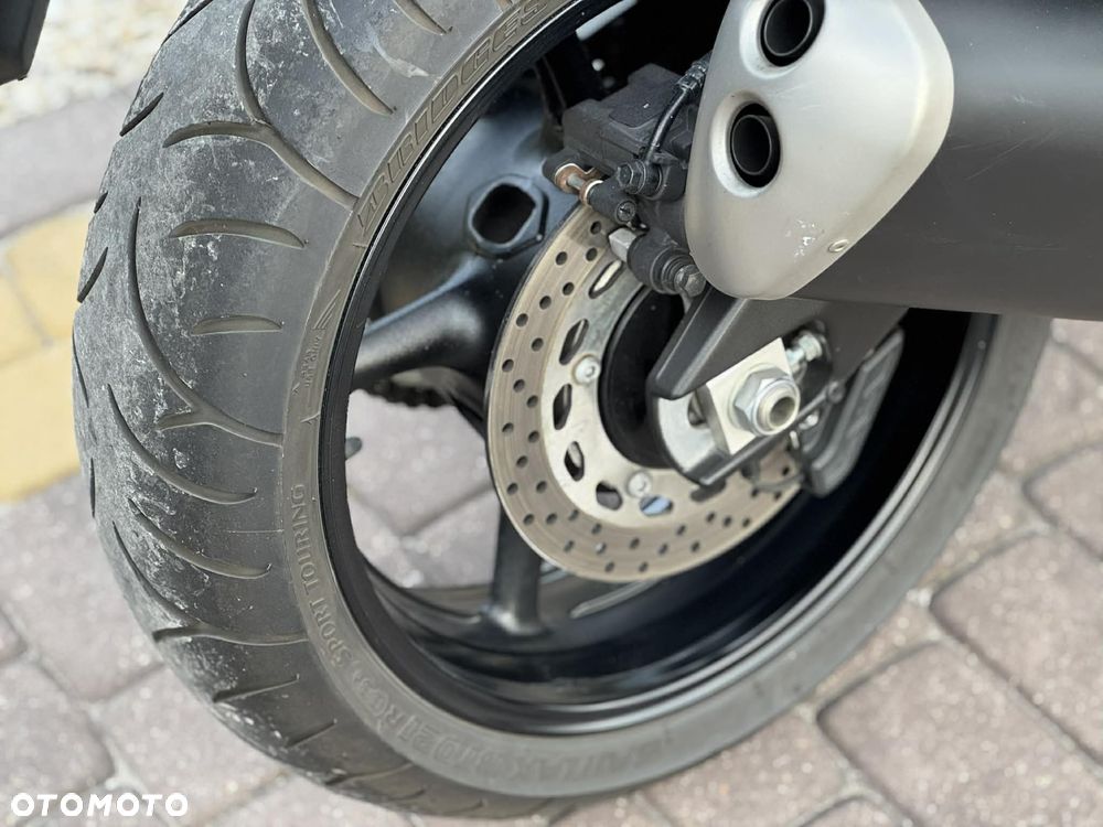 Yamaha FZ8 - 15