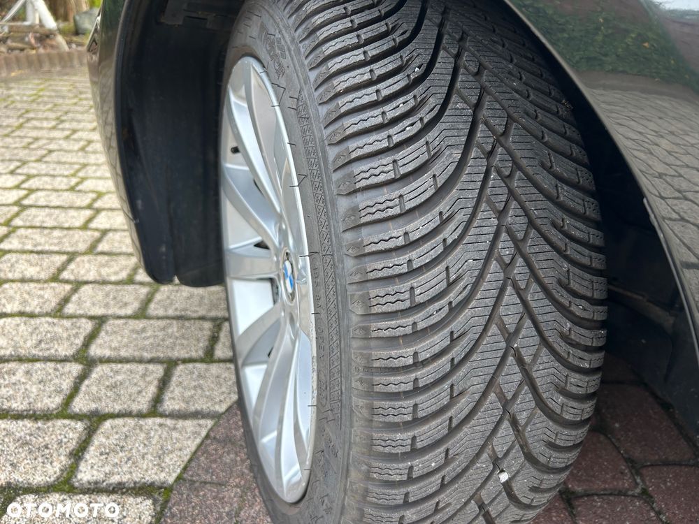 BMW Seria 3 320d DPF Edition Fleet Sport - 34
