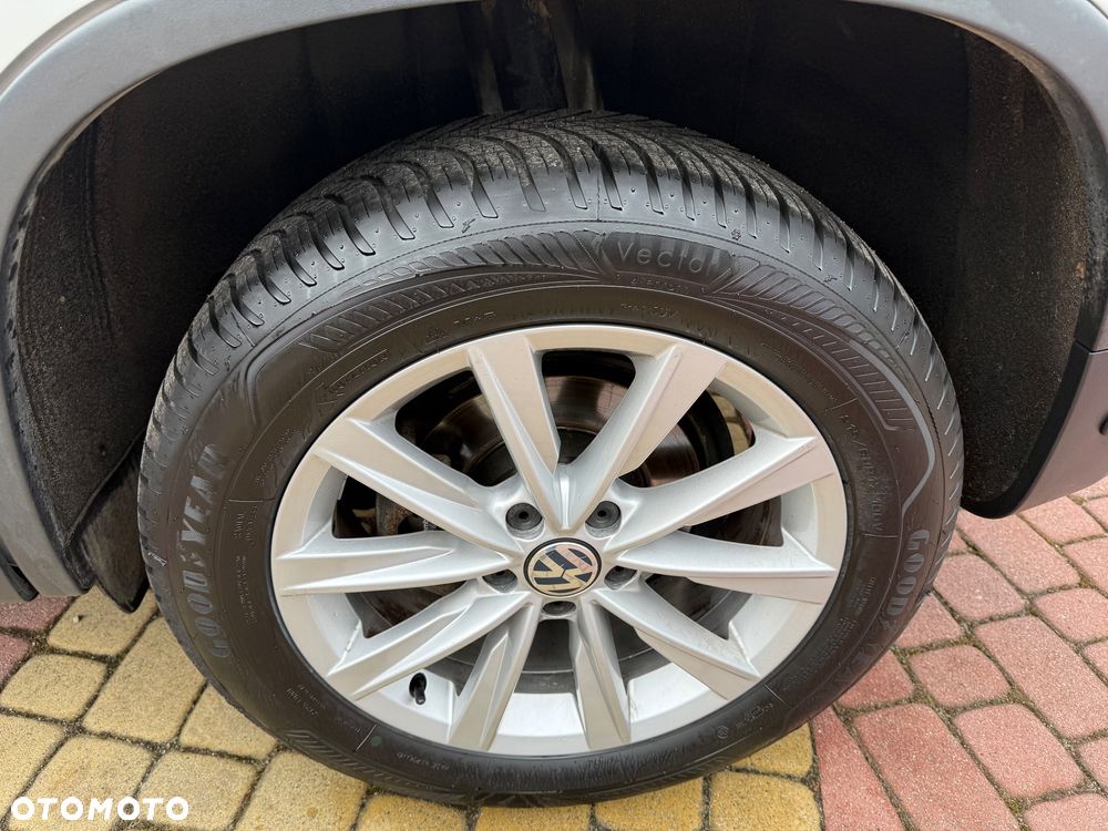 Volkswagen Tiguan 2.0 TDI SCR 4MOTION BlueMotion Technology DSG Track & Style - 25
