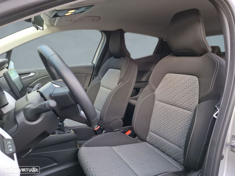 Renault Clio 1.0 TCe Evolution - 11