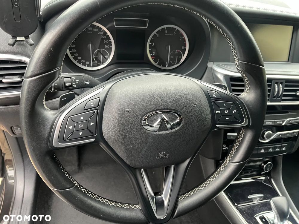 Infiniti QX30 2.0t Premium AWD 7DCT - 19