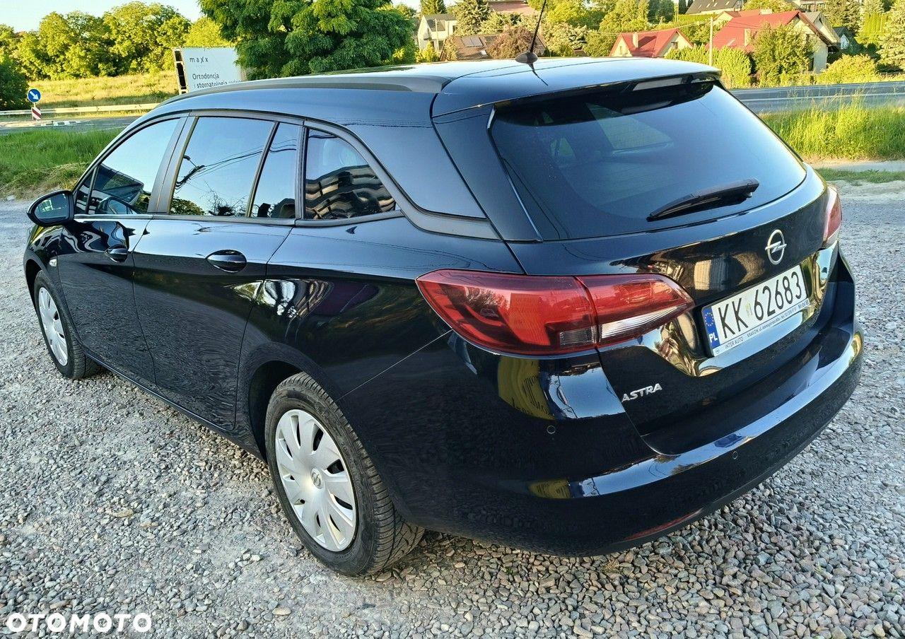Opel Astra - 4