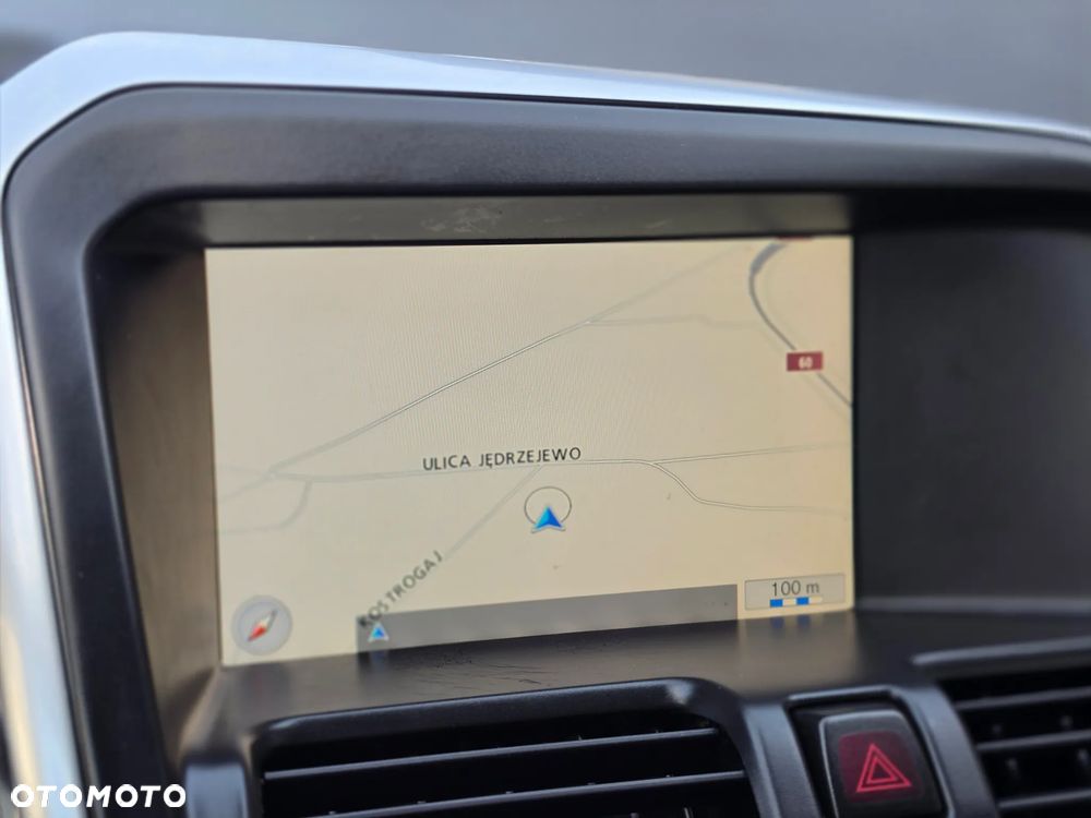 Volvo XC 60 - 32