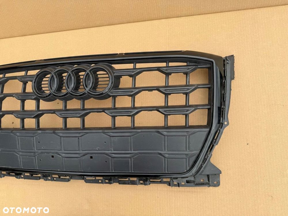 GRILL ATRAPA AUDI Q2 S-LINE 81A ORYGINAŁ SUPER STAN - 3