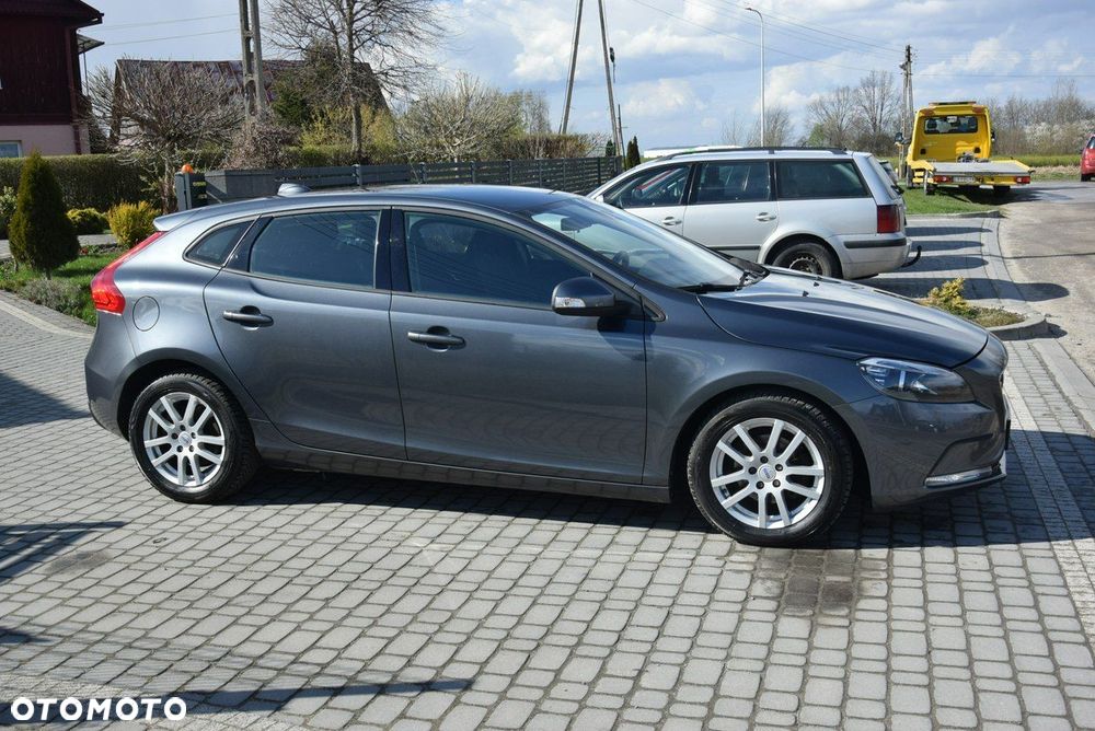 Volvo V40 D2 - 14