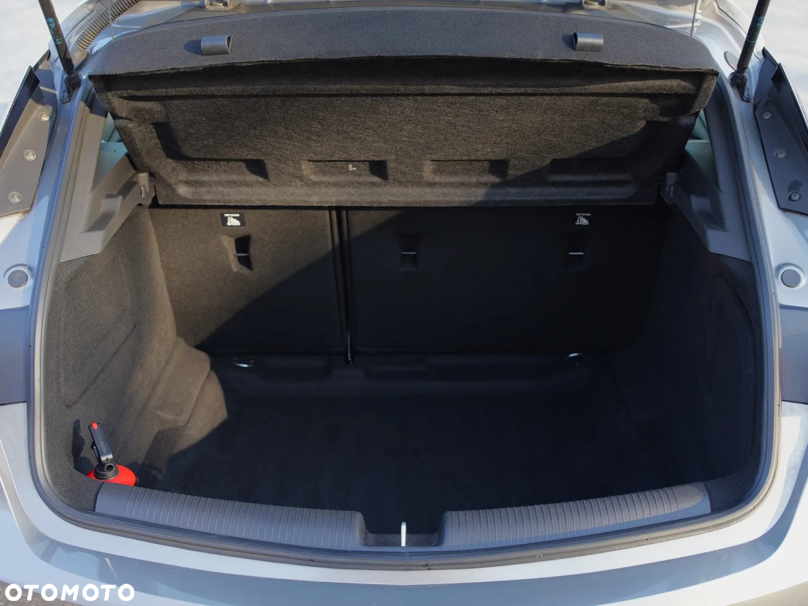 Opel Astra V 1.4 T Dynamic - 11